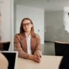 Reporte: 10.9 millones de vacantes de empleo. Trabajadores dejan sus empleos.